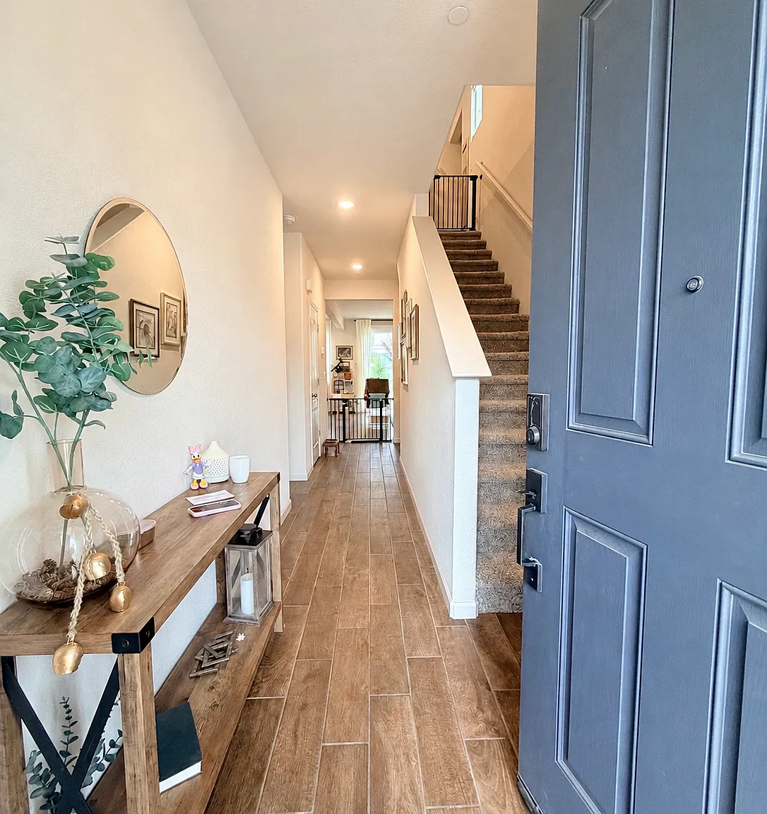 3018 Kenwood Circle — Photo 2