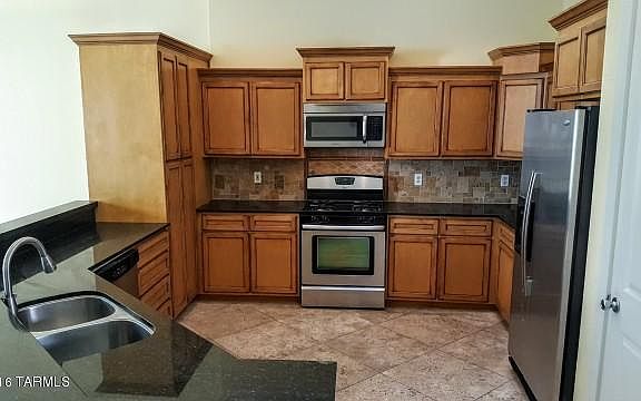 4th image of 7962 N Placita Marquitos