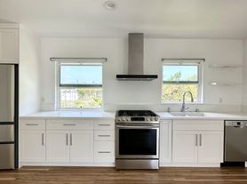 2948 Exposition Blvd