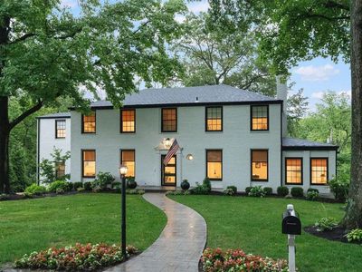 6 Rio Vista Dr, Saint Louis, MO, 63124