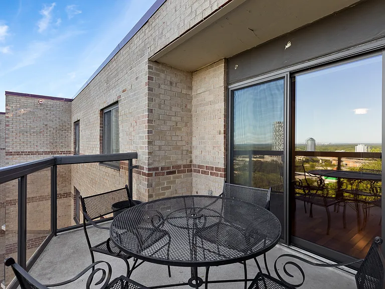 8370 Greensboro Dr #1004 — Photo 11