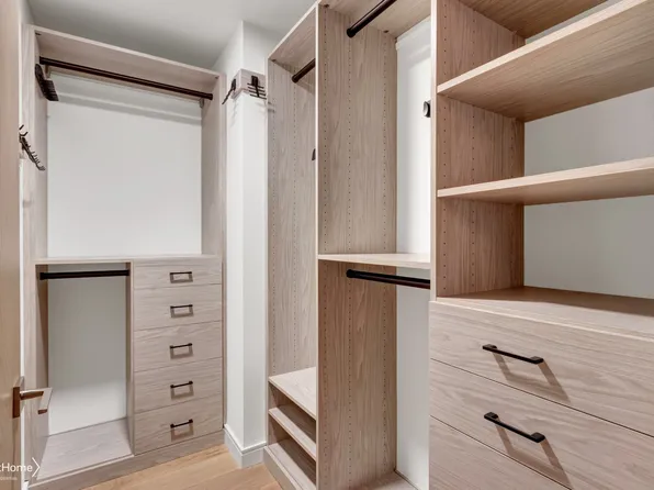 200 East 21st Street image 30 of 48