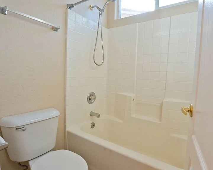 10907 Delicato Ct — Photo 11