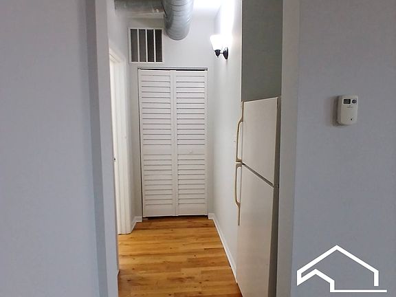 4th image of 7606 N Paulina St APT 304