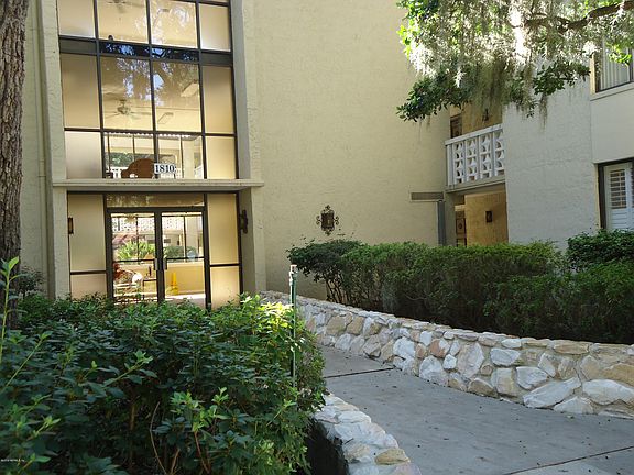 2nd image of 1810 Sevilla Blvd APT 206