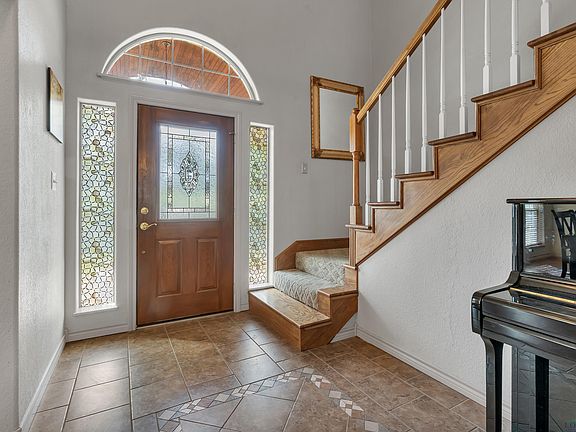 3rd image of 1100 Camille Dr