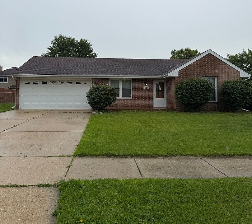 1st image of 917 Shady Ln
