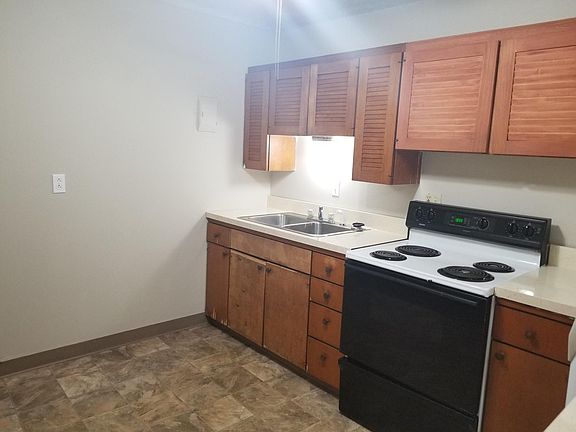 2nd image of 514 Splitlog Ave APT 4