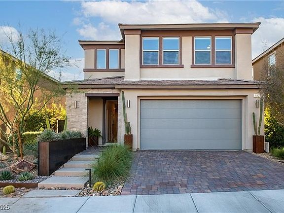 3rd image of 913 Riverlawn Pl