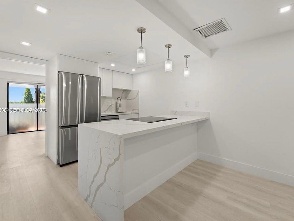 1st image of 777 SW 9th Ave APT 509