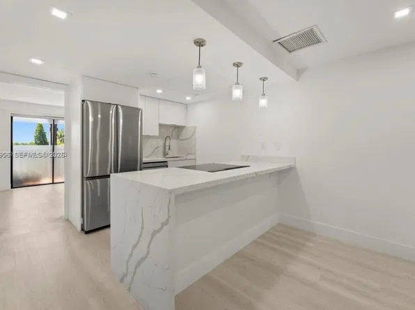 777 SW 9th Ave, Miami, FL