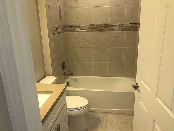 4th image of 13514 Nobilio St