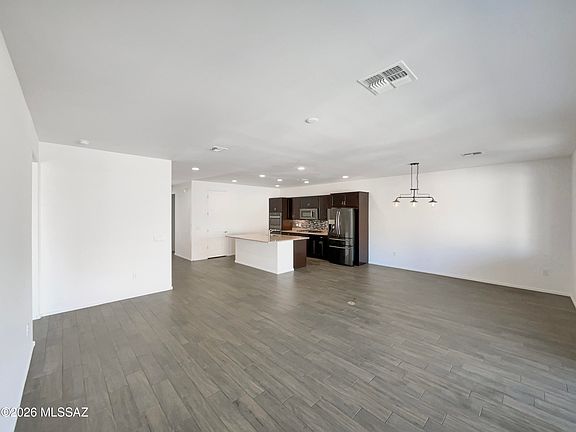 3rd image of 11104 W Dawnlight Dr