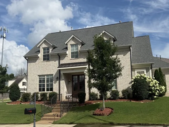 327 Belfair Cv, Collierville, TN 38017