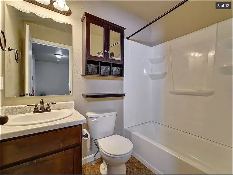 649 Serenity Ln — Photo 10