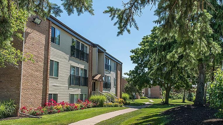 1st image of 2281 Glencoe Hills Dr APT 12