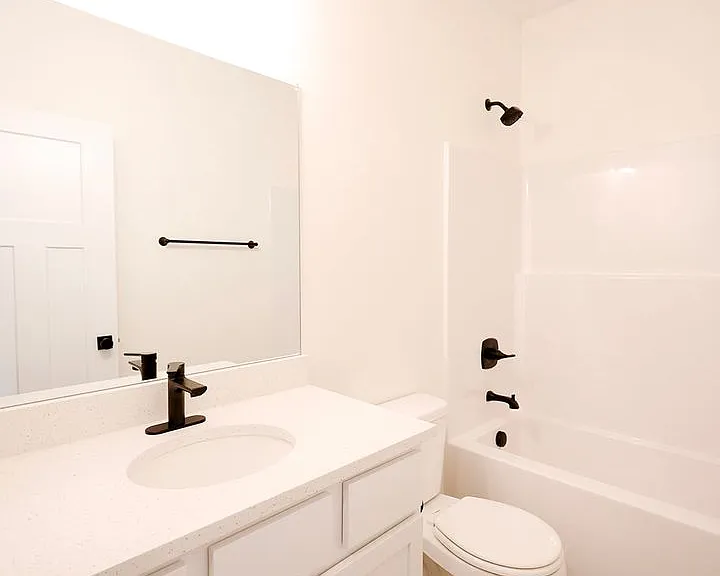 522 E Briarbrook Ln — Photo 21