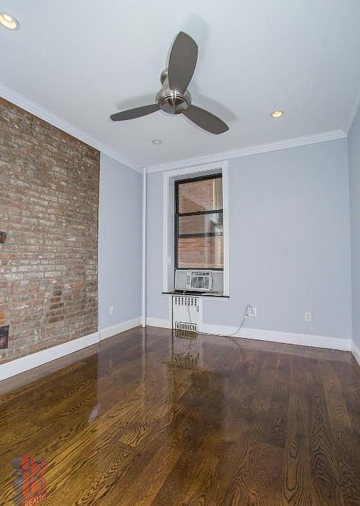2nd image of 250 E 50th St APT 1B