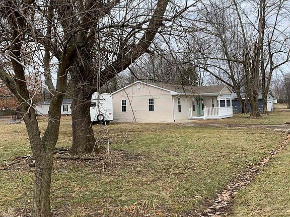 4th image of 962 N County Road 940 W