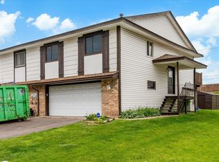 3557 Independence Ave N, New Hope, MN 55427