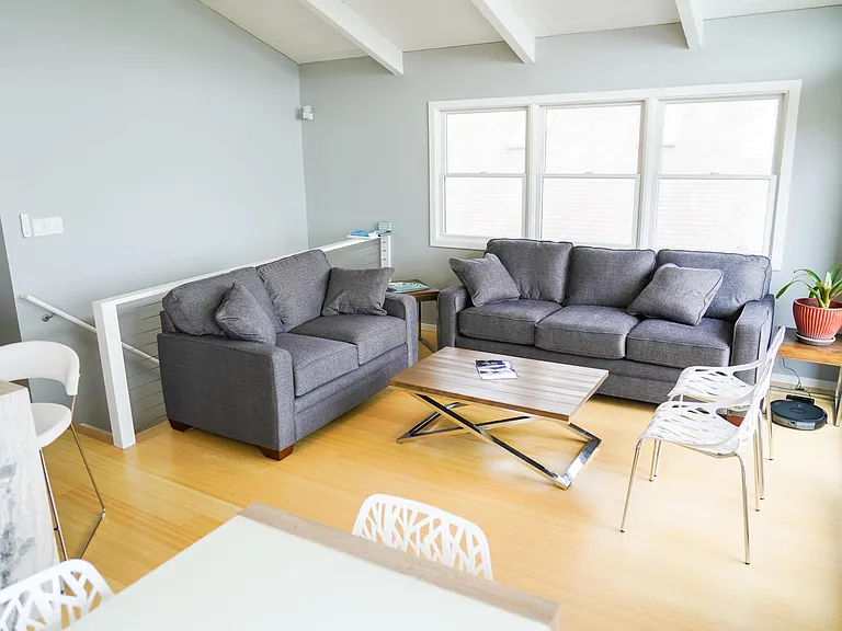 136 Henlopen Dr — Photo 9
