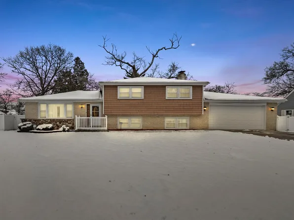 405 Miner St, Bensenville, IL 60106