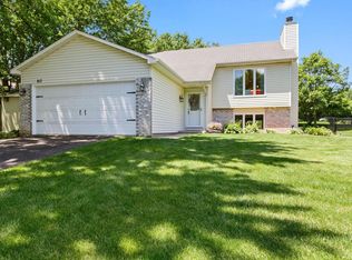 817 Shortline, Eagan, MN 55123