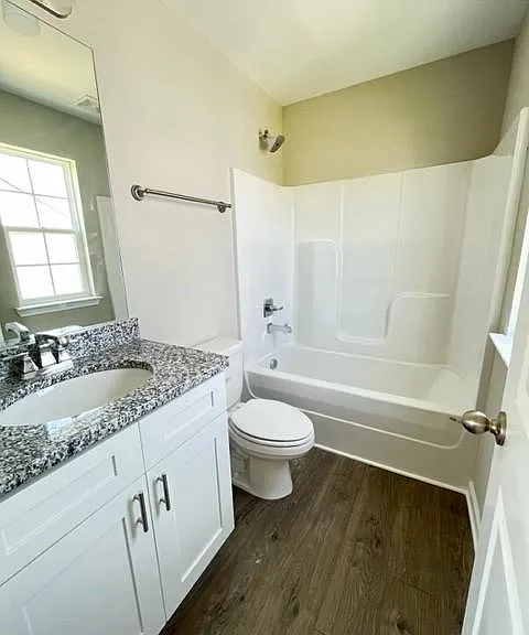 224 Tara Ct — Photo 15