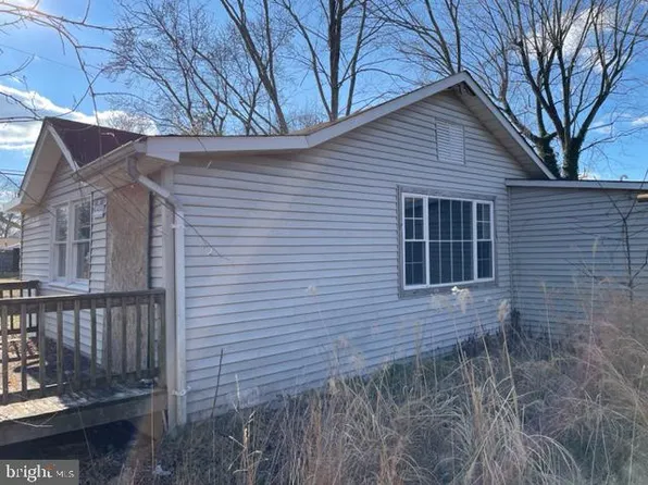 1304 & 1306 Edna Rd, Pasadena, MD 21122