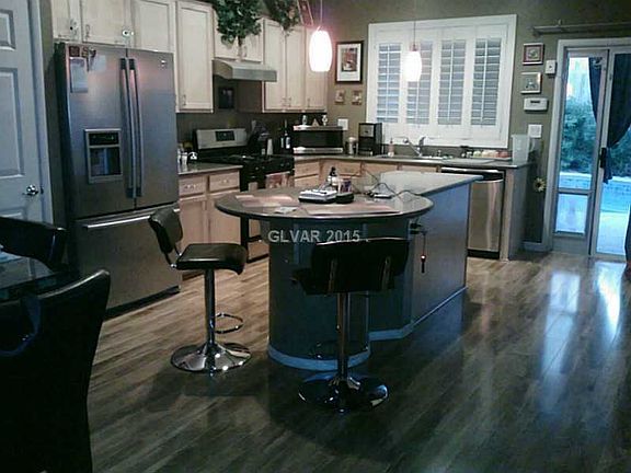 4th image of 9497 Bachelors Fortune St