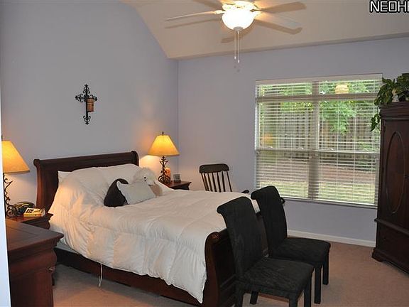 5th image of 6652 Fox Hollow Ct