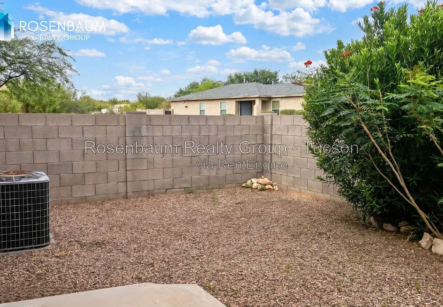 3 bed, 2.5 bath, 1443 sqft, $1,699 — Photo 3