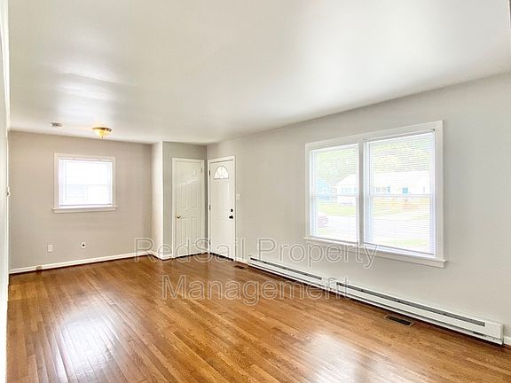 4th image of 109 Gumwood Dr