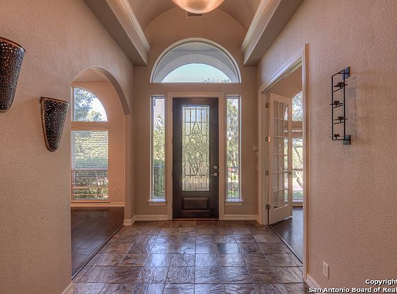 5th image of 903 Pinon Blvd