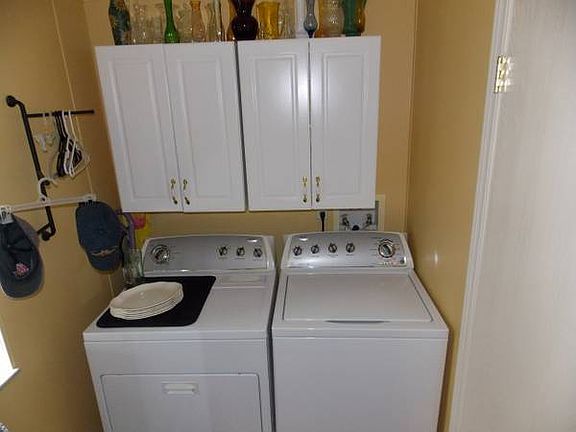 5th image of 1753 Red Pine Ave