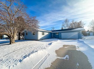 2020 Iowa St, Brookings, SD 57006