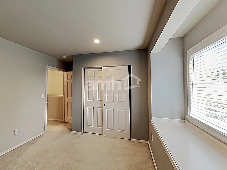 114 207th St E — Photo 14