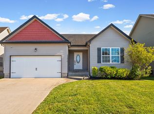 512 Falkland Cir, Clarksville, TN 37042