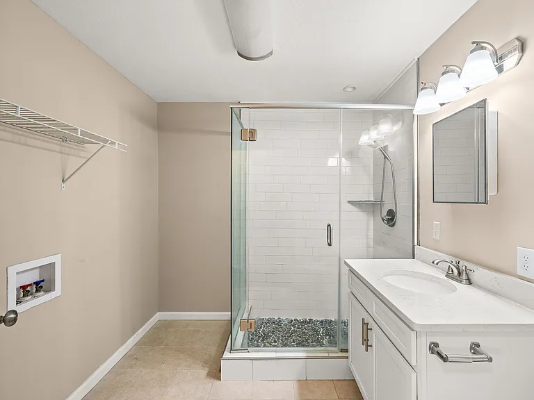 2716 Oak Hammock Dr — Photo 18