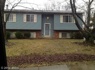 6100 Walnut St, Temple Hills, MD 20748