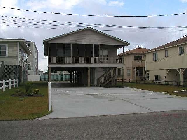 1st image of 211 59th Ave N