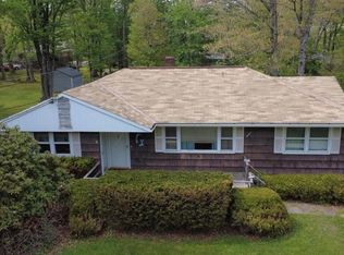 50 Montovision Rd, Mount Pocono, PA 18344