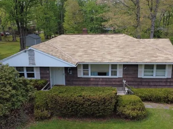 50 Montovision Rd, Mount Pocono, PA 18344