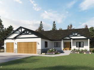 2568 W Smoke Tree Ave, Athol, ID 83801