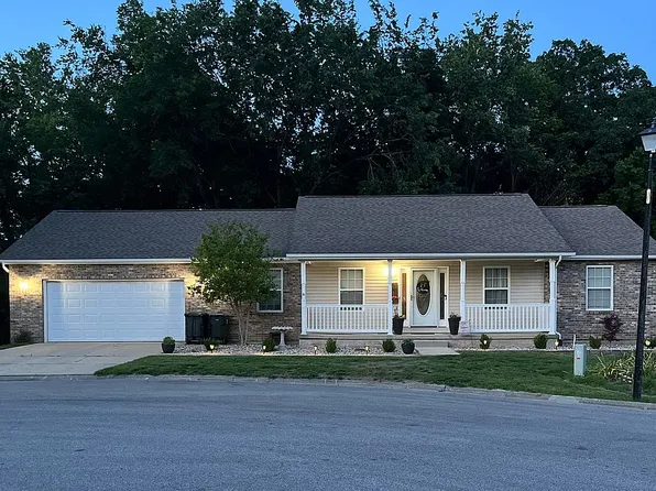 104 Meadow Ct, Valmeyer, IL 62295