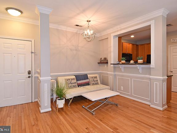 4th image of 4850 Eisenhower Ave Unit 213