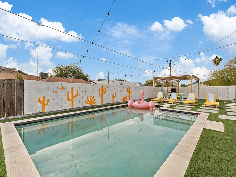 1101 E Ruth Ave — Photo 32