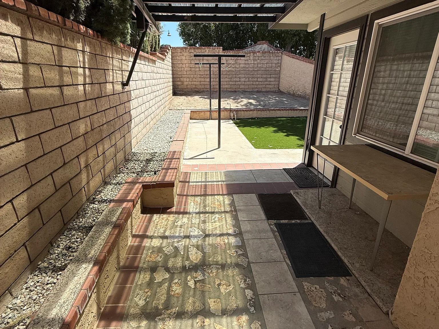 Hacienda Dr, Duarte — Photo 3