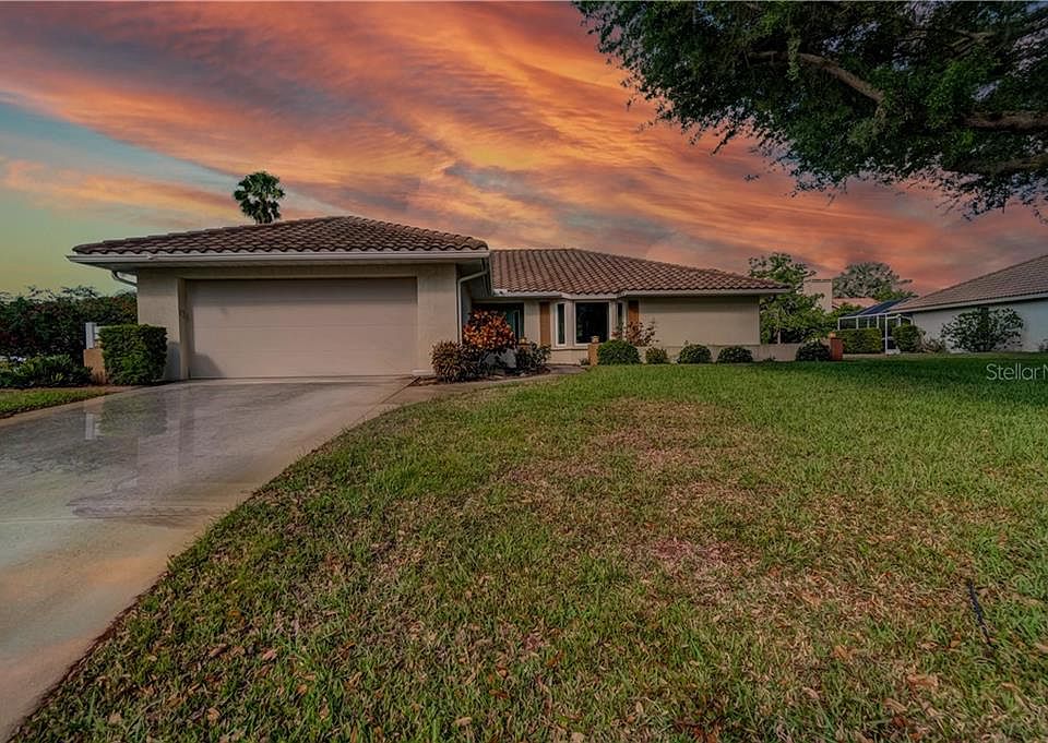 1st image of 433 Lemonwood Dr