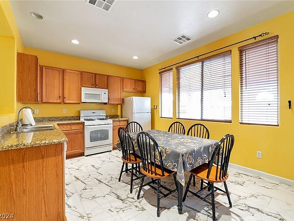 5th image of 5403 Bradford Pear Dr